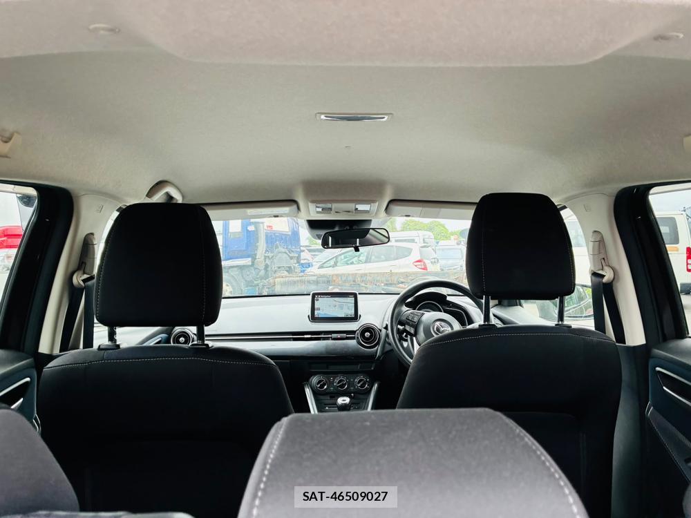 Mazda DEMIO 2016-07 8523199-24