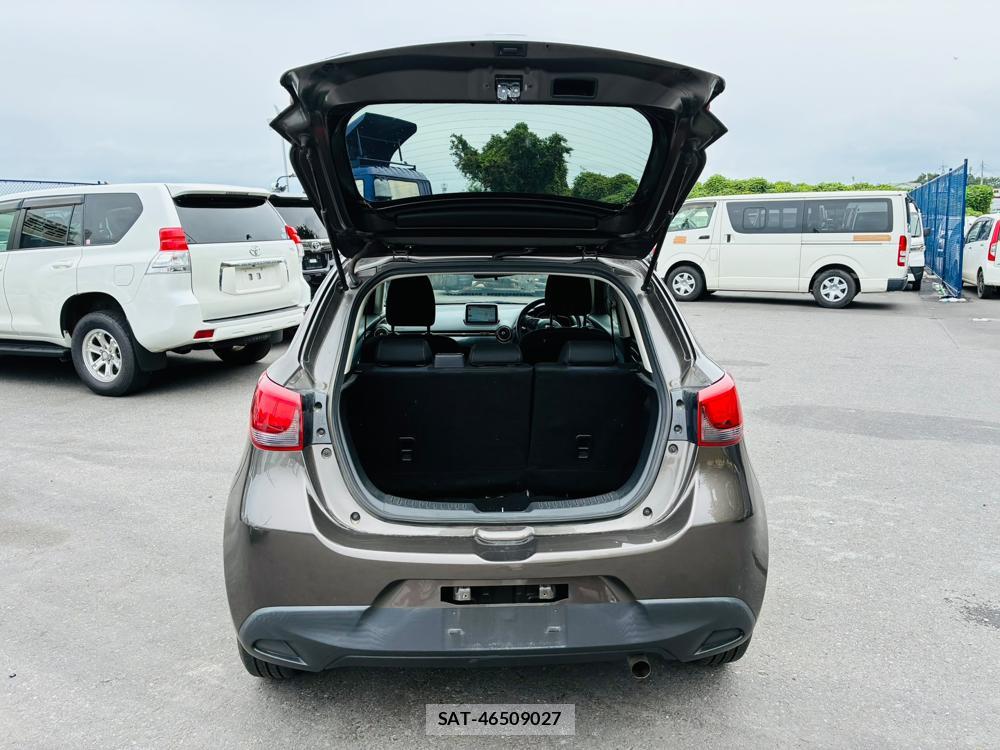 Mazda DEMIO 2016-07 8523199-27