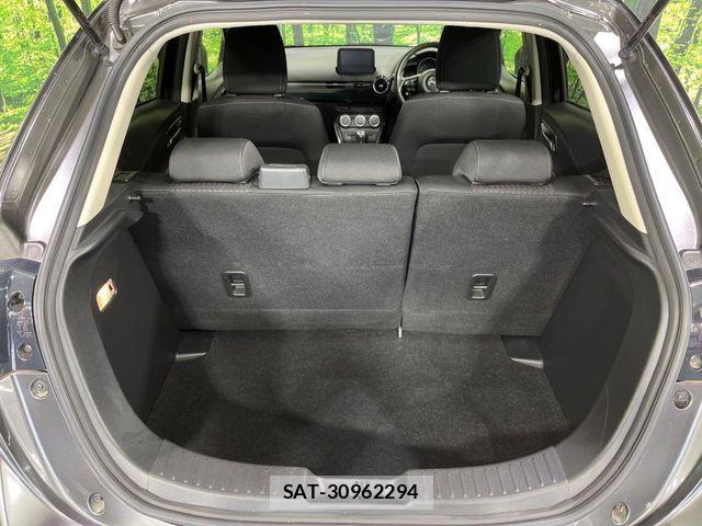 Mazda DEMIO 2017-06 8795820-11