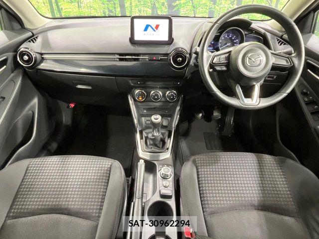 Mazda DEMIO 2017-06 8795820-1
