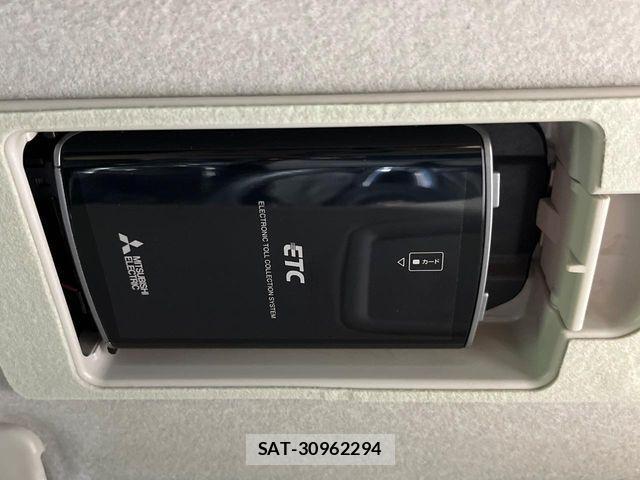 Mazda DEMIO 2017-06 8795820-6