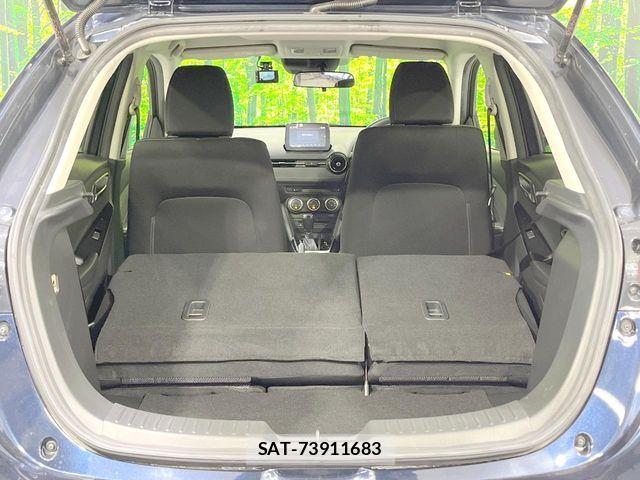 Mazda DEMIO 2018-01 8795821-9