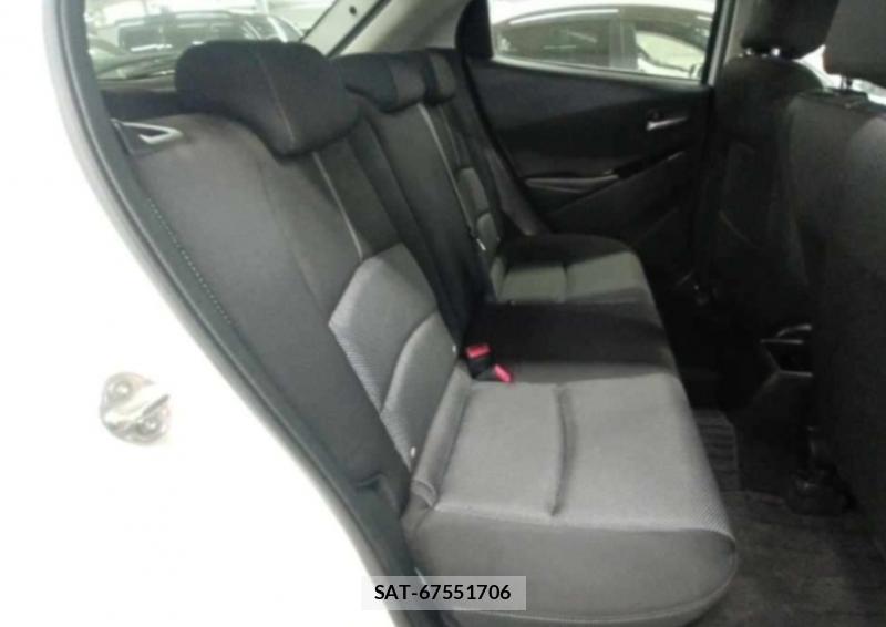 Mazda DEMIO 2019-06 8811799-11
