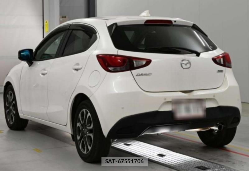 Mazda DEMIO 2019-06 8811799-4
