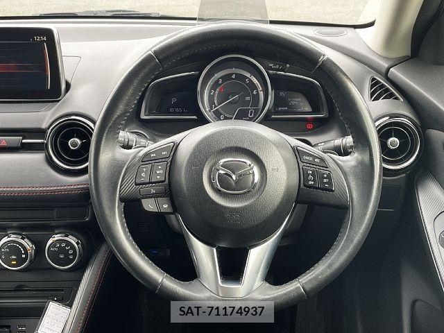 Mazda DEMIO 2015-09 8828788-1