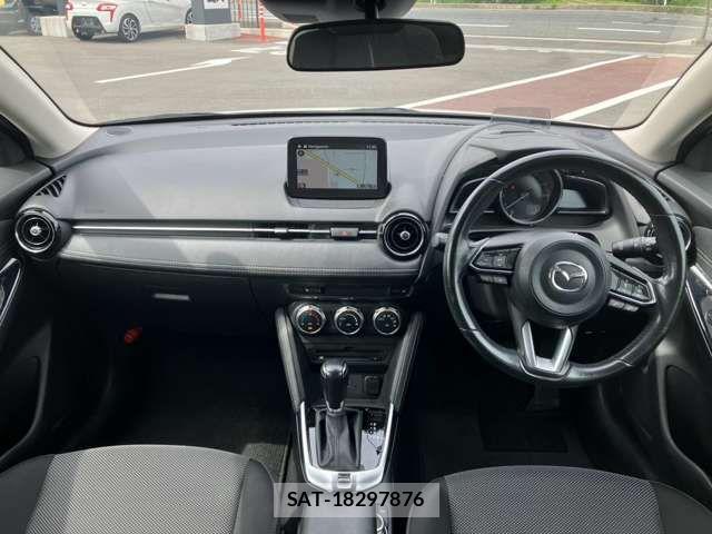 Mazda DEMIO 2018-10 8828780-12