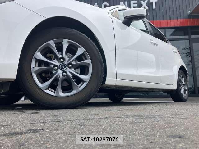Mazda DEMIO 2018-10 8828780-13
