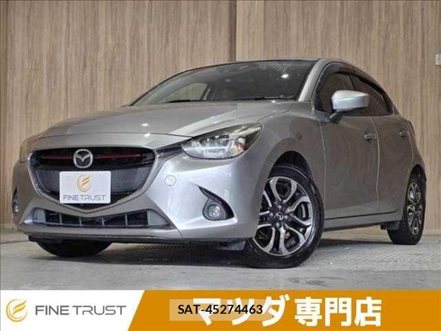 Mazda DEMIO 2015-04 8828787-0