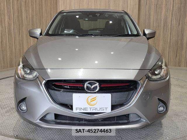 Mazda DEMIO 2015-04 8828787-16