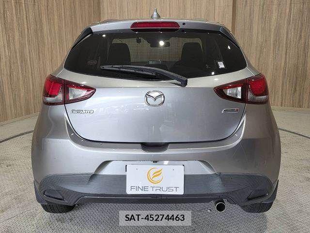Mazda DEMIO 2015-04 8828787-20
