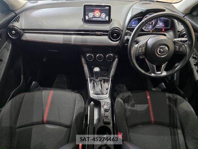 Mazda DEMIO 2015-04 8828787-2