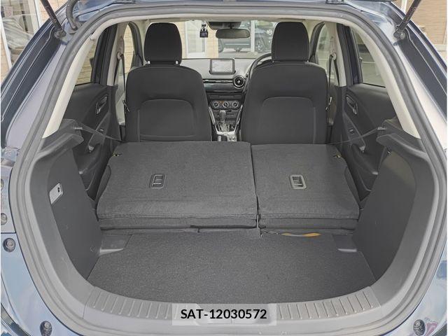 Mazda DEMIO 2017-09 8828784-3