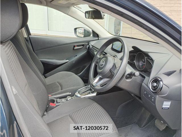 Mazda DEMIO 2017-09 8828784-5