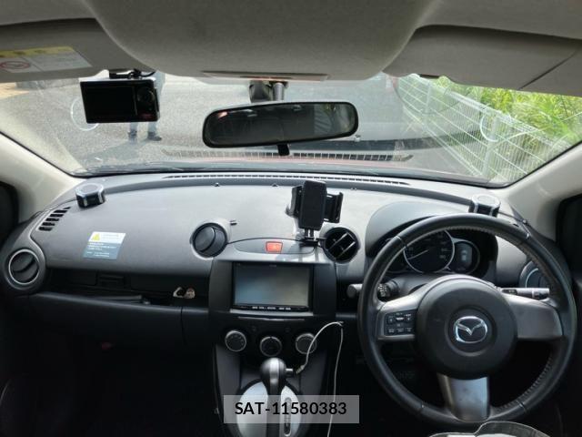 Mazda DEMIO 2011-09 8828805-21