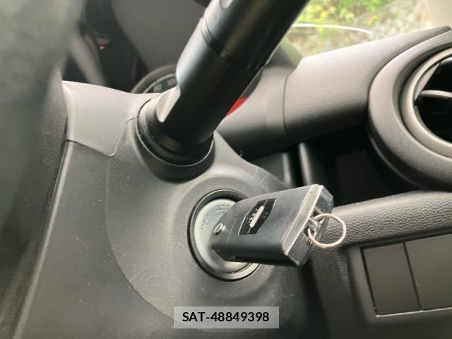Mazda DEMIO 2012-06 8828806-14