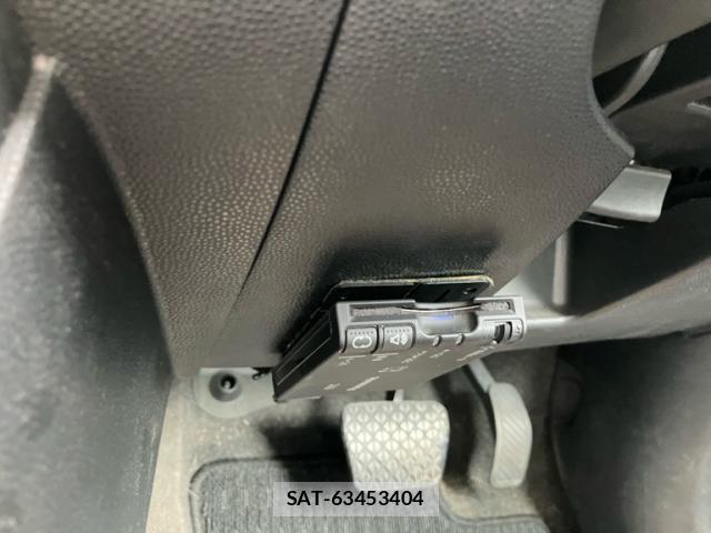 Mazda DEMIO 2008-06 8828796-15
