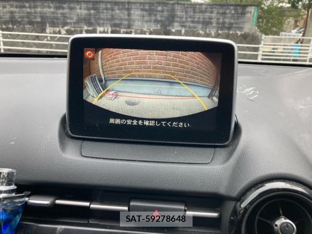 Mazda DEMIO 2014-09 8828792-21