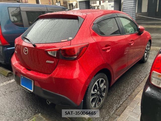 Mazda DEMIO 2014-12 8828790-3
