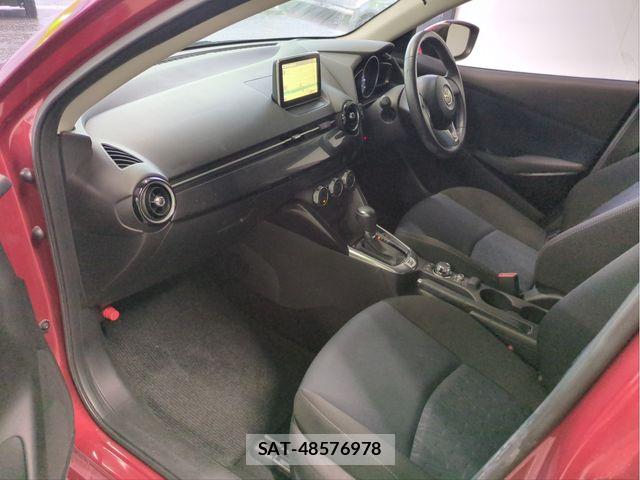Mazda DEMIO 2015-07 8828786-2