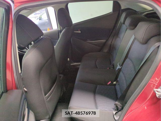 Mazda DEMIO 2015-07 8828786-4
