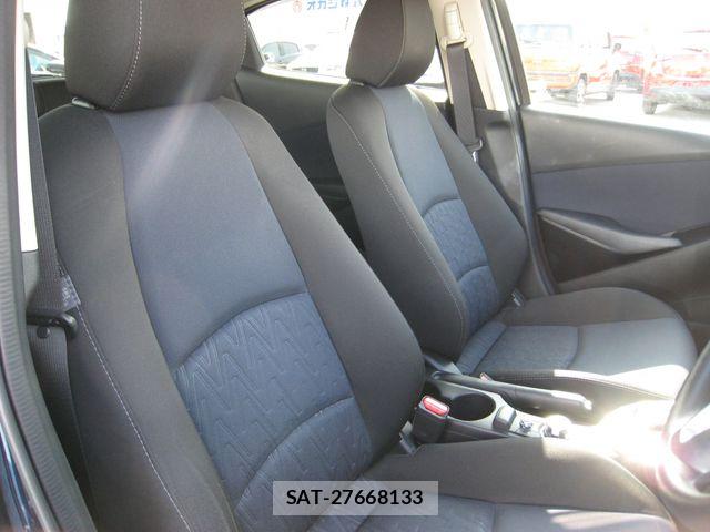 Mazda DEMIO 2015-03 8828783-17
