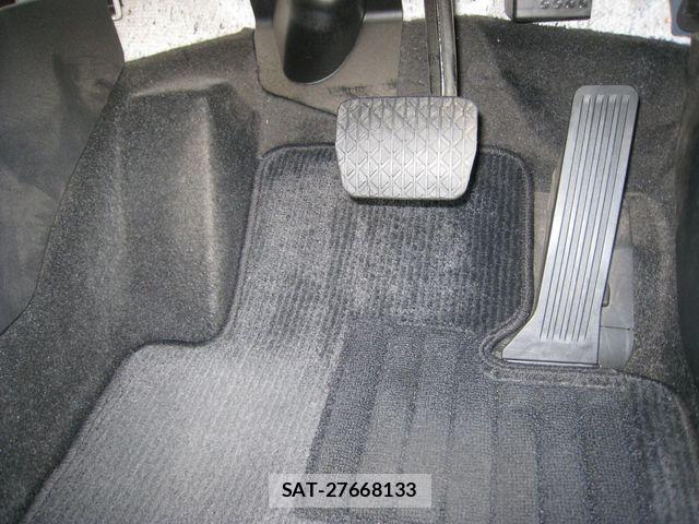 Mazda DEMIO 2015-03 8828783-20