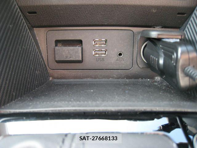 Mazda DEMIO 2015-03 8828783-24
