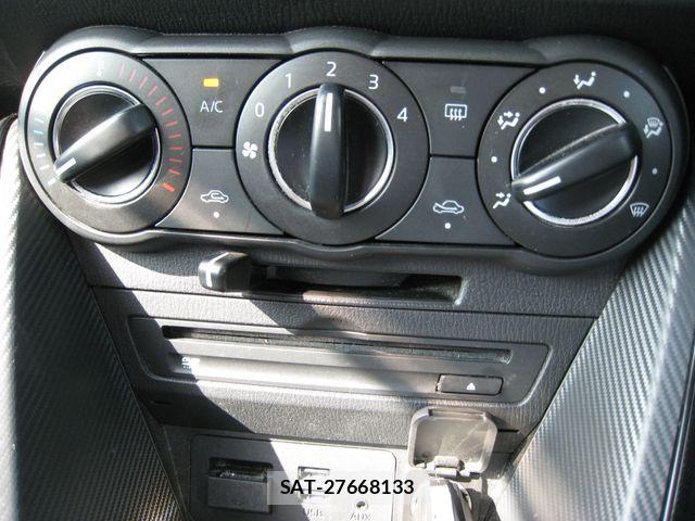 Mazda DEMIO 2015-03 8828783-6