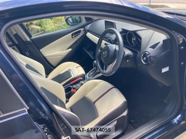 Mazda DEMIO 2015-09 8828791-11