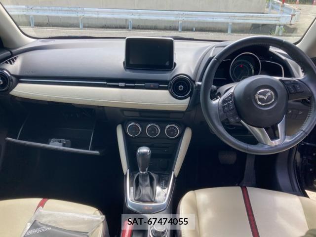 Mazda DEMIO 2015-09 8828791-15