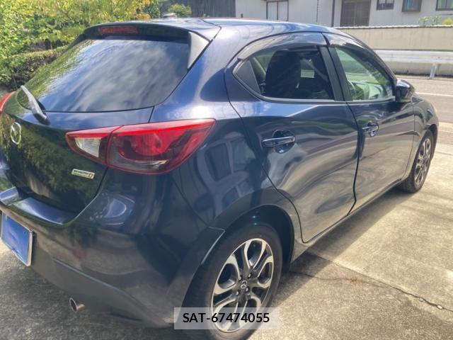 Mazda DEMIO 2015-09 8828791-4