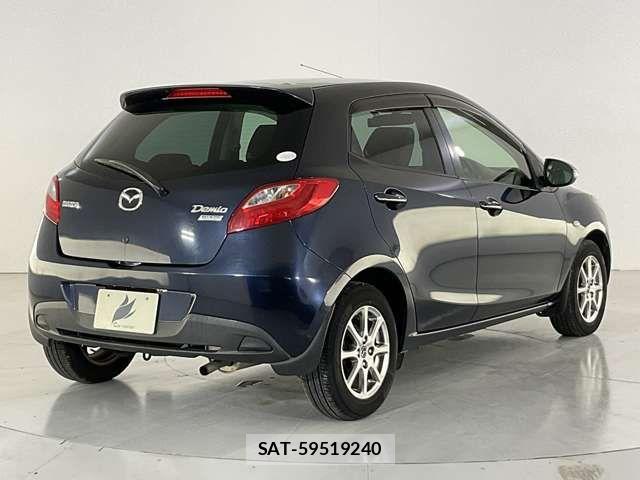 Mazda DEMIO 2014-05 8828785-5