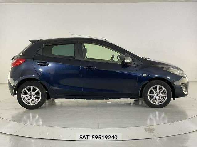 Mazda DEMIO 2014-05 8828785-6