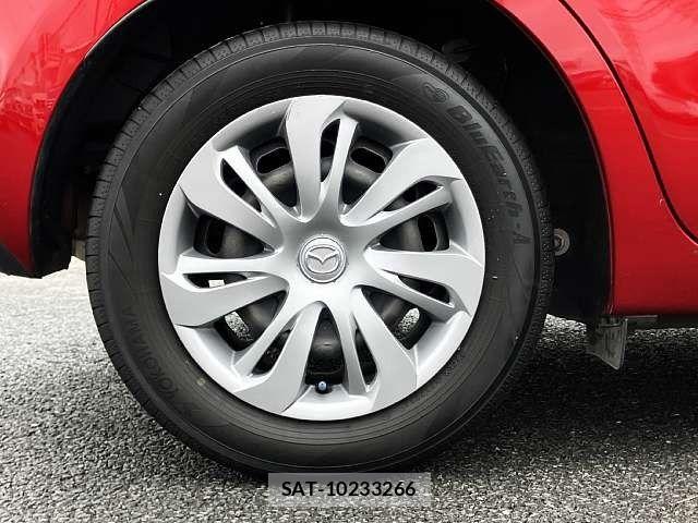 Mazda DEMIO 2018-06 8828781-3