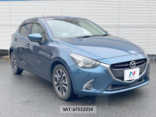 Mazda DEMIO 2018-03 8828782-15
