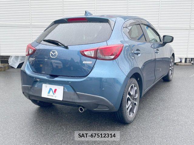 Mazda DEMIO 2018-03 8828782-16
