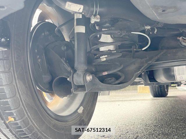 Mazda DEMIO 2018-03 8828782-19