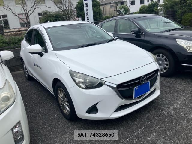 Mazda DEMIO 2017-03 8828789-0