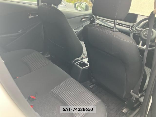 Mazda DEMIO 2017-03 8828789-12