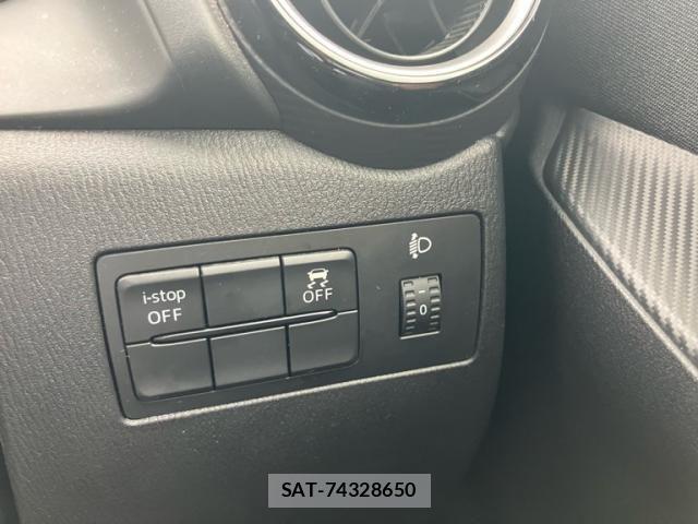 Mazda DEMIO 2017-03 8828789-20