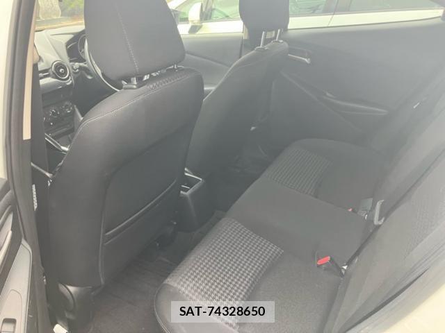 Mazda DEMIO 2017-03 8828789-8