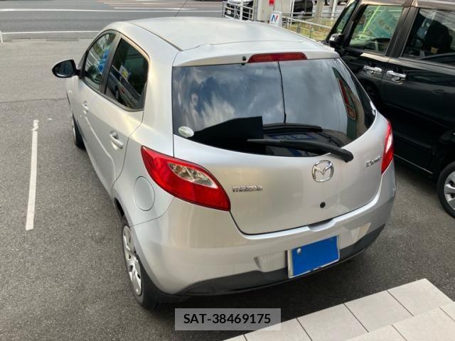 Mazda DEMIO 2009-10 8828803-3
