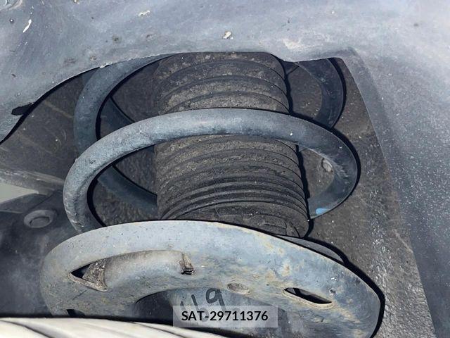 Mazda DEMIO 2014-10 8848766-19