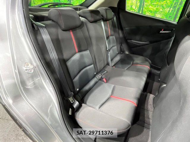 Mazda DEMIO 2014-10 8848766-8