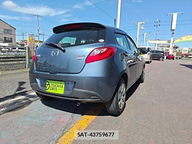 Mazda DEMIO 2014-03 8848765-1