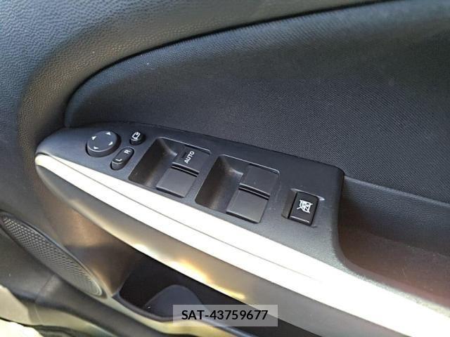 Mazda DEMIO 2014-03 8848765-19