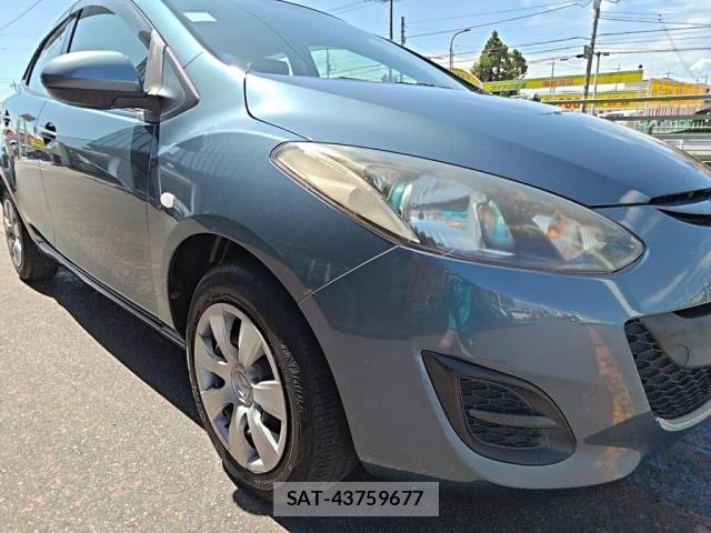 Mazda DEMIO 2014-03 8848765-27