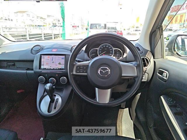 Mazda DEMIO 2014-03 8848765-2