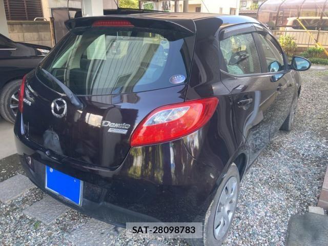 Mazda DEMIO 2013-10 8848769-1