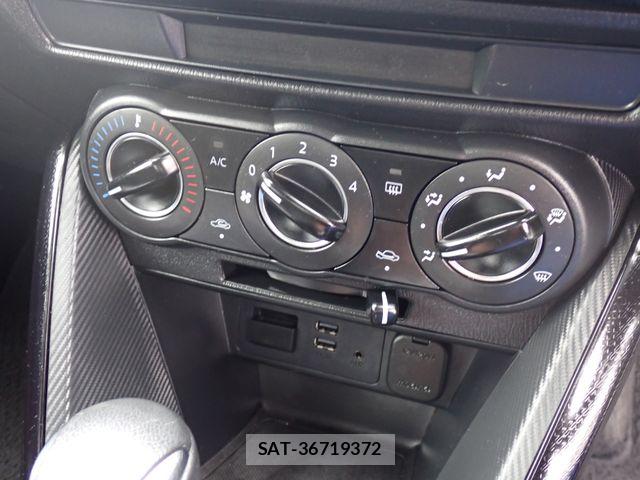 Mazda DEMIO 2019-09 8848762-10